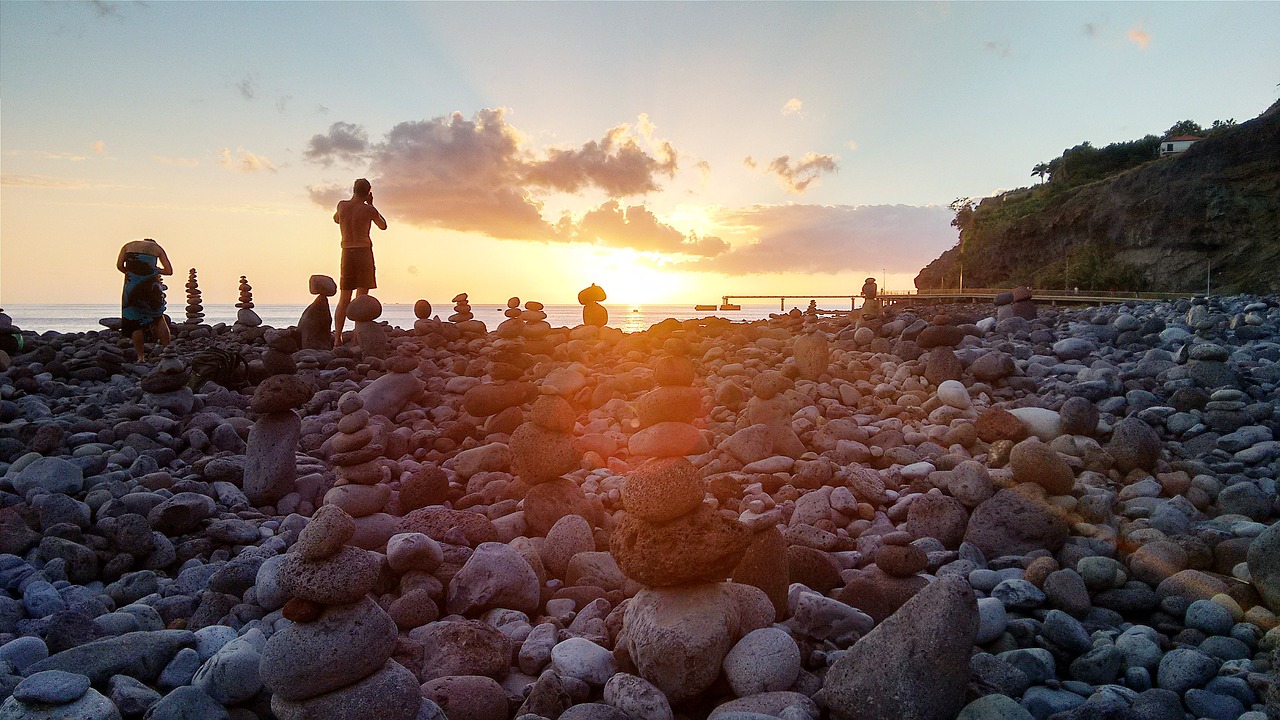 Featured image of post 巨蟹座的人到底因为何事编织谎言